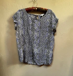 Joie Women's Large Top 100% Silk Short Sleeve Blouse Snakeskin Print Blue Casual - Picture 1 of 9