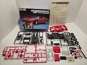 Vintage Magnum P.I. 308 GTS Ferrari 1:24 Modellbausatz Revell 1982 - Bild 1 von 7