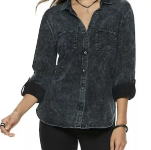 Rock And Republic Mineral Acid Wash Button Down Bluse Schlüsselloch hinten Größe XS - Bild 1 von 8