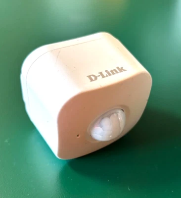 D-Link Wi-Fi Motion Sensor DCH-S150 - Image 1 of 4