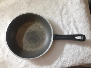 MIRRO USA Bratpfanne, kleine Bratpfanne 8 Zoll ohne Deckel. *viele Gebrauchsspuren - Bild 1 von 4