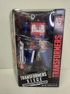 Takara Tomy Transformers Generations War for Cybertron WFC-S49 Crosshairs Figure - Picture 1 of 3