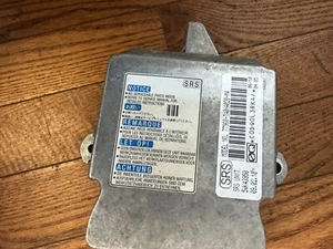 2010 HONDA ACCORD 2.4L 4cyl OEM SRS Computer Control Module 77960-TA0-A020-M4 - Picture 1 of 8