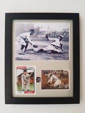 Detroit Tigers Ty Cobb 8x10 Memorabilia frame W/a 5x7 Pic And 2 Cards