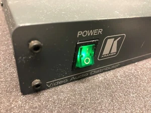 Kramer Electronics 10-010510  VM-5S Video Audio Distributor - Picture 1 of 7