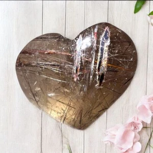 Goldenes rutiliertes klares Quarzherz (#6) - Bild 1 von 13