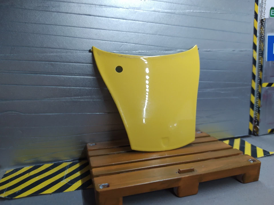 1/18 Capot avant jaune Porsche 911 / 996 carrera cup Bburago - Photo 1/1