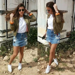 STRADIVARIUS DENIM PATCH FALDA REF 05040621 S, M,L BLOGGERS FAVORITE - Imagen 1 de 11