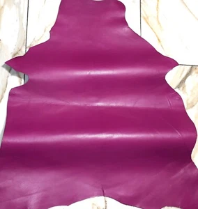 LEDER TIP 39724-UD, Lederreste, 1 Lederhaut 0,9mm, violett nappa - Bild 1 von 2