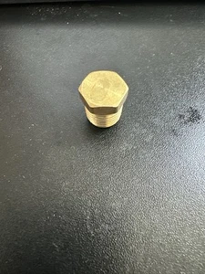 Brass Hex Head Plug Fitting 9/16 Thread. 916 - Picture 1 of 2