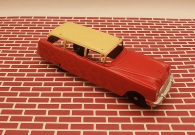 Tootsie Toy 1954 Buick Station Wagon rojo y blanco difícil de encontrar Foto 1 de 4