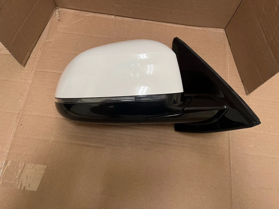 宝马 X5 F15 右侧镜动力折叠盲点和相机 2014-2018 年原始设备制造商 — 第 1/4 张图片