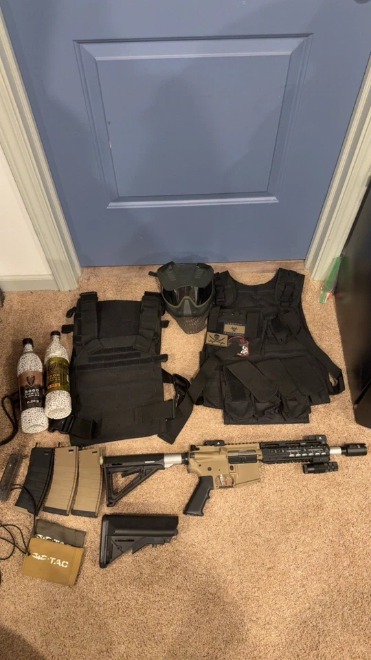 Airsoft Lot G&G Cqbs Mini Modified Rifle With G&G Mags And More - Image 1 of 3