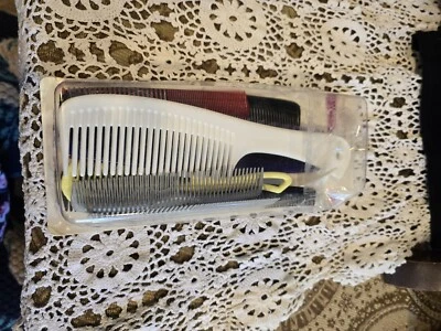 Pack De Peines De Estilo Vintage Aprox 13 En Paquete Varios Tamaños Y Colores Foto 1 de 4