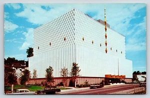 Postcard The Abundant Life Building, Oral Robert's Evangelistic Assoc Tulsa, OK - Picture 1 of 2
