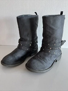 Black Girl Old Navy Faux-Leather Boots size 1 buckle w silver studs & hearts - Picture 1 of 8