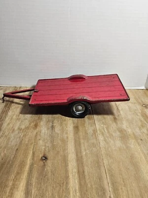 1960’S TRU SCALE  1/16 RED PRESSED STEEL 2-WHEEL TILT BED TRAILER FARM TOY - Image 1 of 4