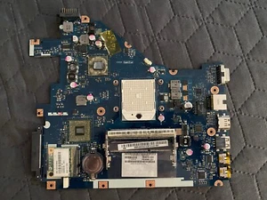 Motherboard Acer Aspire 5552 / PEW76 bzw. Packard Bell PEW96 - LA 6552P - Bild 1 von 3