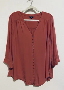 Top Torrid Mujer 2X Rosa Rosa Harper Botón Lazo Frontal Manga 3/4 Cuello en V - Imagen 1 de 11