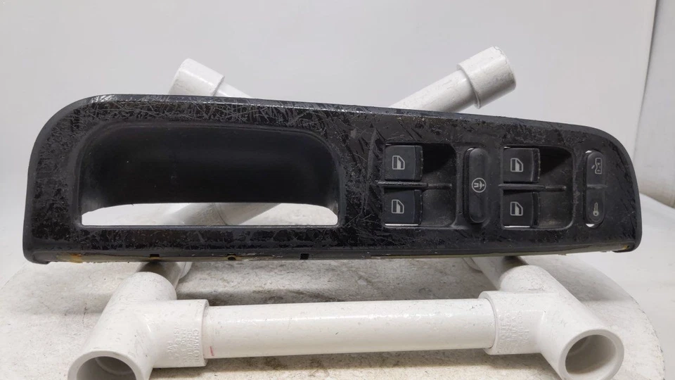 1998-1999 Volkswagen Passat Master Driver Power Window Switch R8S32B18 - Image 1 of 4