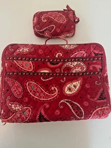 Vera Bradley Acolchado Mesa Rojo Viaje Cosméticos Artículos de Aseo Organizador y Bolsa de Maquillaje - Imagen 1 de 10