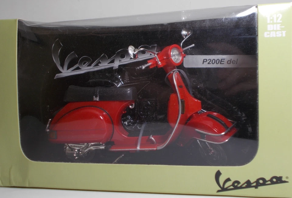 NewRay 42123 VESPA P200E "Red" METAL Scala 1:12 - Immagine 1 di 1