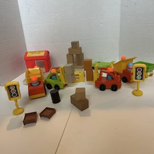1978 Vintage Fisher Price Little People Lift and Load Holzhof #944 Extras - Bild 1 von 9