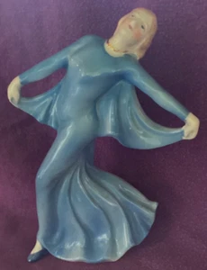 Deko Vintage Made in Japan 7" Keramik tanzende blonde Dame fließendes blaues Kleid - Bild 1 von 11