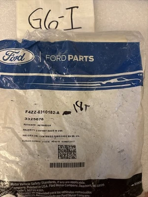 18 piezas - Clips de retención de molduras basculantes originales Ford Mustang F4ZZ-6310182-A Foto 1 de 4