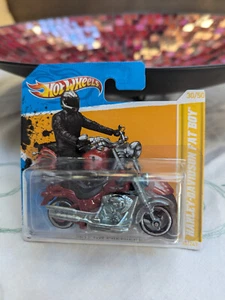 Modellino auto moto Harley Davidson Fat Boy ORIGINALE NUOVO & IMBALLO ORIGINALE Hot Wheels 2011 - Foto 1 di 1
