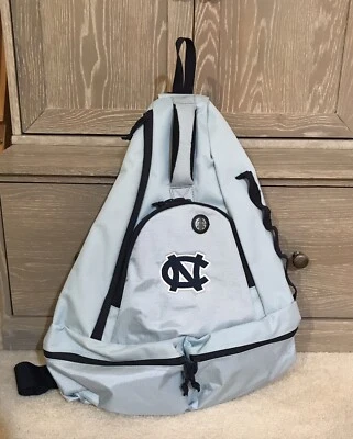 Bolso Bandolera UNC Tarheels The Collegiate Nuevo con Etiquetas Estilo C1148 Azul Foto 1 de 4