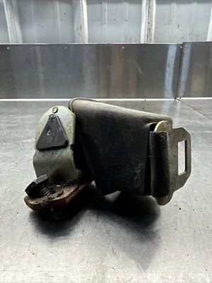 1964-1967 Buick Skylark Sport Wagon Front Right Seat Belt Retractor Original Foto 1 de 4