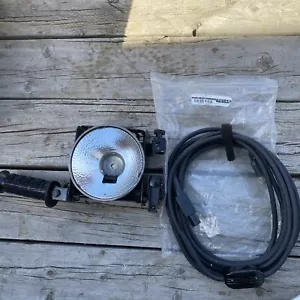 NEW Lowel Omni Light & 16ft Cord 650W Lowell Hot Lite - Picture 1 of 6