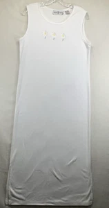 Woman’s Dress Size Medium Long White Sleeveless Embroidered Daisies - Picture 1 of 19