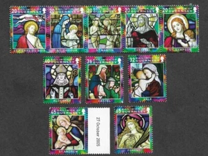 GUERNSEY STAINED GLASS WINDOWS CHRISTMAS ART MNH SET 2005 - Picture 1 of 1