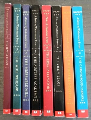 A Series of Unfortunate Events Paperback Set 2-9 Lot by Lemony Snicket - Image 1 of 4