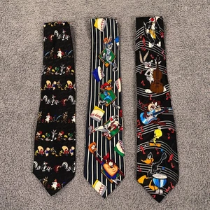 Corbatas de seda vintage Looney Tunes para hombre lote 3 béisbol novedad años 90 Taz Tweety Bugs - Imagen 1 de 13