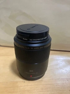 LUMIX G MACRO F2.8 30mm single focus lens - Picture 1 of 3