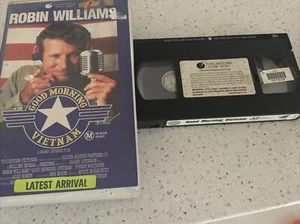 GOOD MORNING VIETNAM - ROBIN WILLIAMS - CLAMSHELL VHS VIDEO - Picture 1 of 1