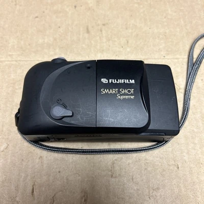 Fujifilm Smart Shot Supreme 35mm Panoramic Film Point & Shoot Camera - Image 1 of 4