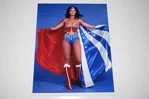 Lynda Carter Wonder Woman pinup 8x10 glossy photo Busty Sexy Cleavage tv 0009 - Picture 1 of 1