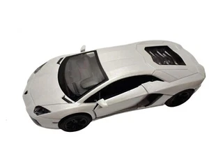 KINSMART 1:38 SCALE 5" Lamborghini AVENTADOR LP700-4 diecast model car (WHITE) - Picture 1 of 8