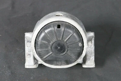 8K0199381KD Hydro Bearing Engine VR R Audi A4 8K A5 8T 8F 2.0TDI 37.457km -2 - Image 1 of 4