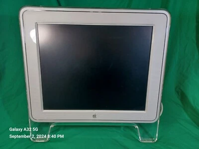 Vintage 2001 Apple M7649 17" Studio Display LCD Monitor - Image 1 of 4