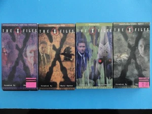 THE X FILES - 4 VHS TAPES - VARIOUS EPISODES - GILLIAN ANDERSON DAVID DUCHOVNY - Picture 1 of 6