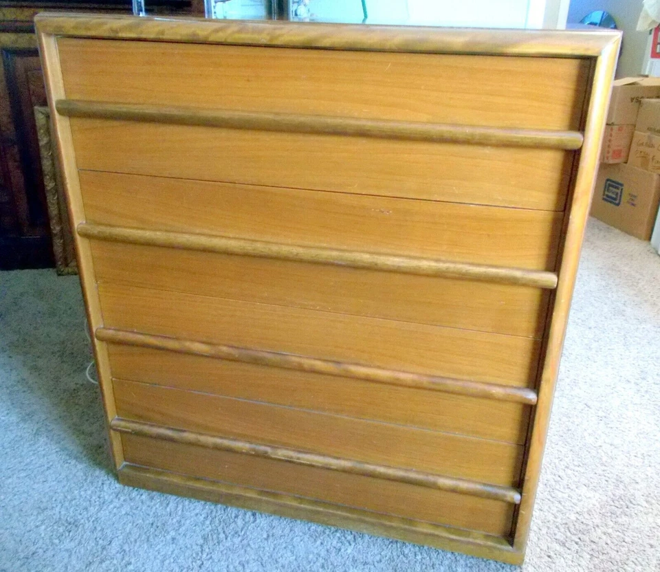 ICONIC MID CENTURY MODERN CHEST DRAWERS  WIDDICOMB T H ROBSJOHN GIBBINGS - Image 1 of 4