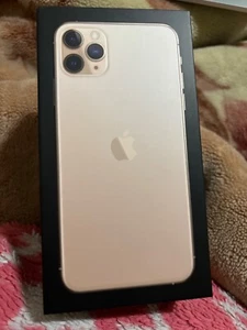 Apple iPhone 11 Pro Max - 64 Go - Or (Fido) A2161 (CDMA GSM) (CA) - Photo 1 sur 3