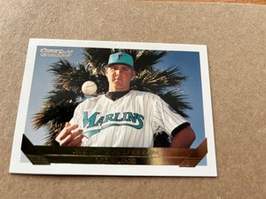 KIP YAUGHN 1993 TOPPS GOLD PARALLEL #669 MINT ROOKIE CARD MARLINS
