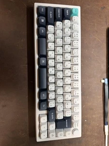 Meletrix Zoom65 Essential Edition V2 - weiße mechanische Tastatur gebraucht - Bild 1 von 6