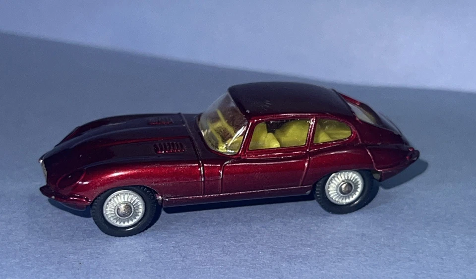 Husky JAGUAR E de colección tipo 2+2 granate con interior amarillo - ¡años 70 casi como nuevo! Foto 1 de 4